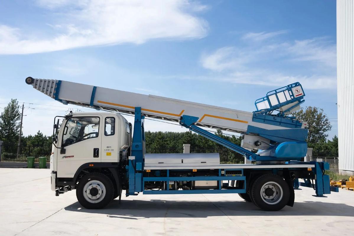 遂昌县云梯上料车租赁费用